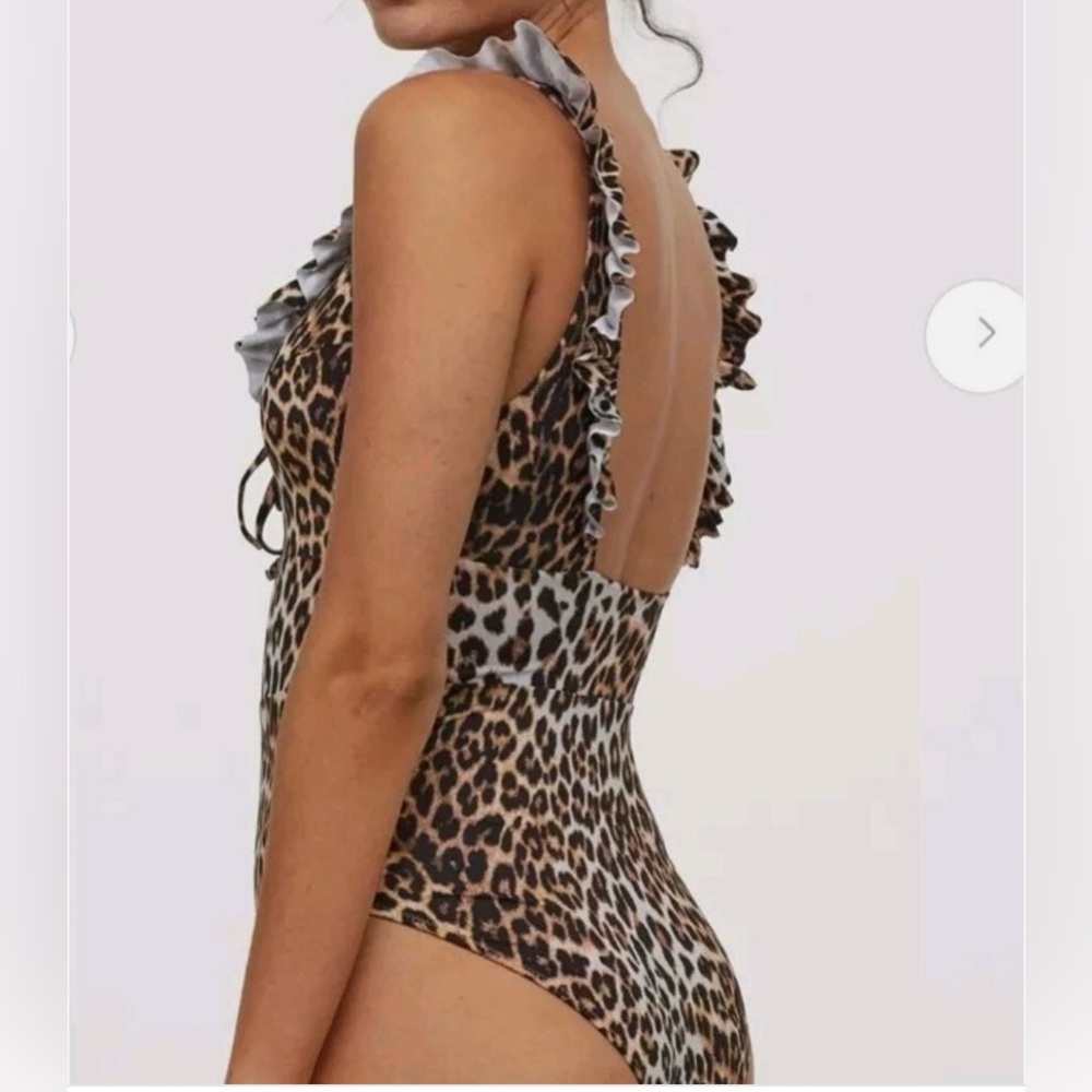H&M One-Piece Feminine Swimsuit -Size L Deep V Neckline Ruffle Straps Front Tie
